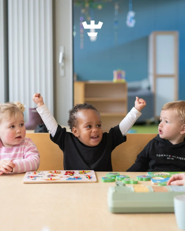 Nieuw jaar, nieuwe avonturen! 

Bij Klein Alkmaar starten we het jaar met vertrouwde gezichten, frisse energie en volop aandacht voor ieder kind. We hebben er zin in 🙌🤍

Enne... Waar de één niet kan wachten, moet de ander nog even landen 😉 Niet meer dan logisch na zo'n gezellige kerstvakantie ✨