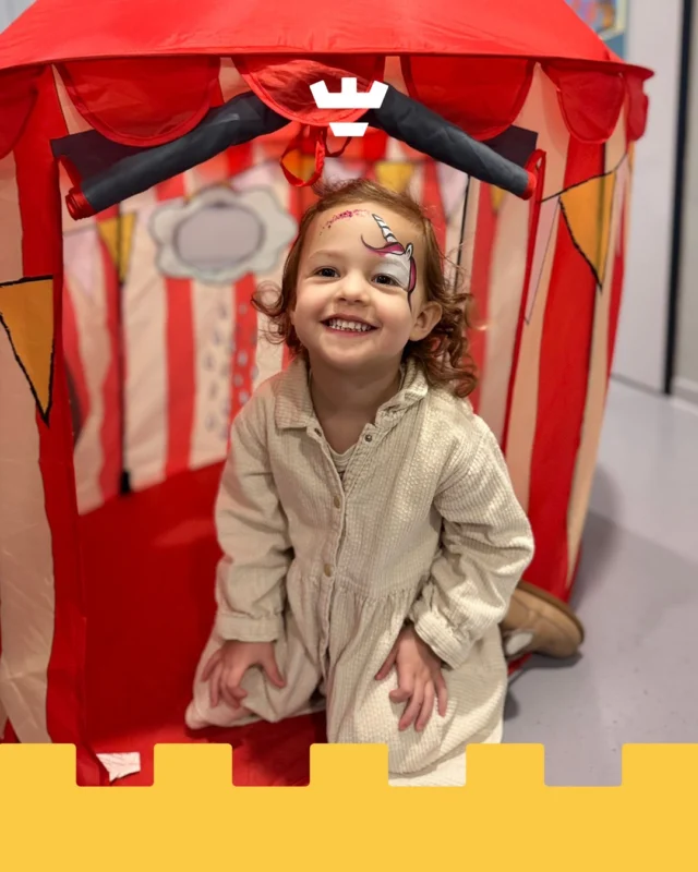 Het thema 'circus' werd op de Damakker op een wel héél leuke manier afgesloten! 🎪

Dankzij @schminkfeest werden alle kinderen professioneel geschminkt. Ze veranderden in de mooiste clowns, stoere dieren en echte circusartiesten. Wat zien ze er cool uit, hè? 😍