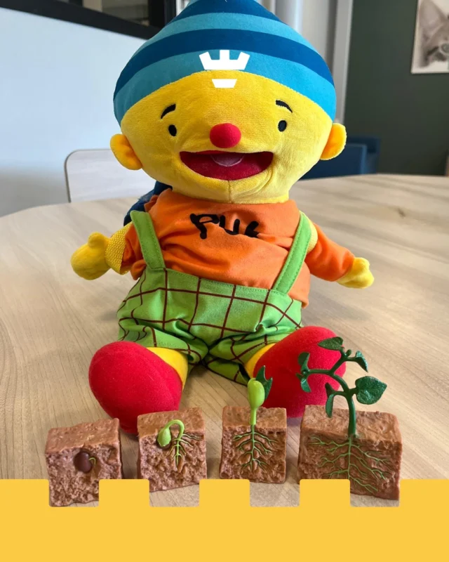 Op onze peuteropvang werken we met het Uk & Puk-programma: een speelse manier om de ontwikkeling van een kind te stimuleren én een fijne voorbereiding op de basisschool.

Samen met leeftijdsgenootjes ontdekken peuters nieuwe woorden, vaardigheden en gewoontes. 

We werken met thema’s die aansluiten bij hun belevingswereld, zoals ‘Kom bij mij thuis’, ‘Smakelijk eten’ en ‘Puk helpt op de boerderij’.

Zo halen we het beste uit ieder kind, op zijn of haar eigen tempo 💛